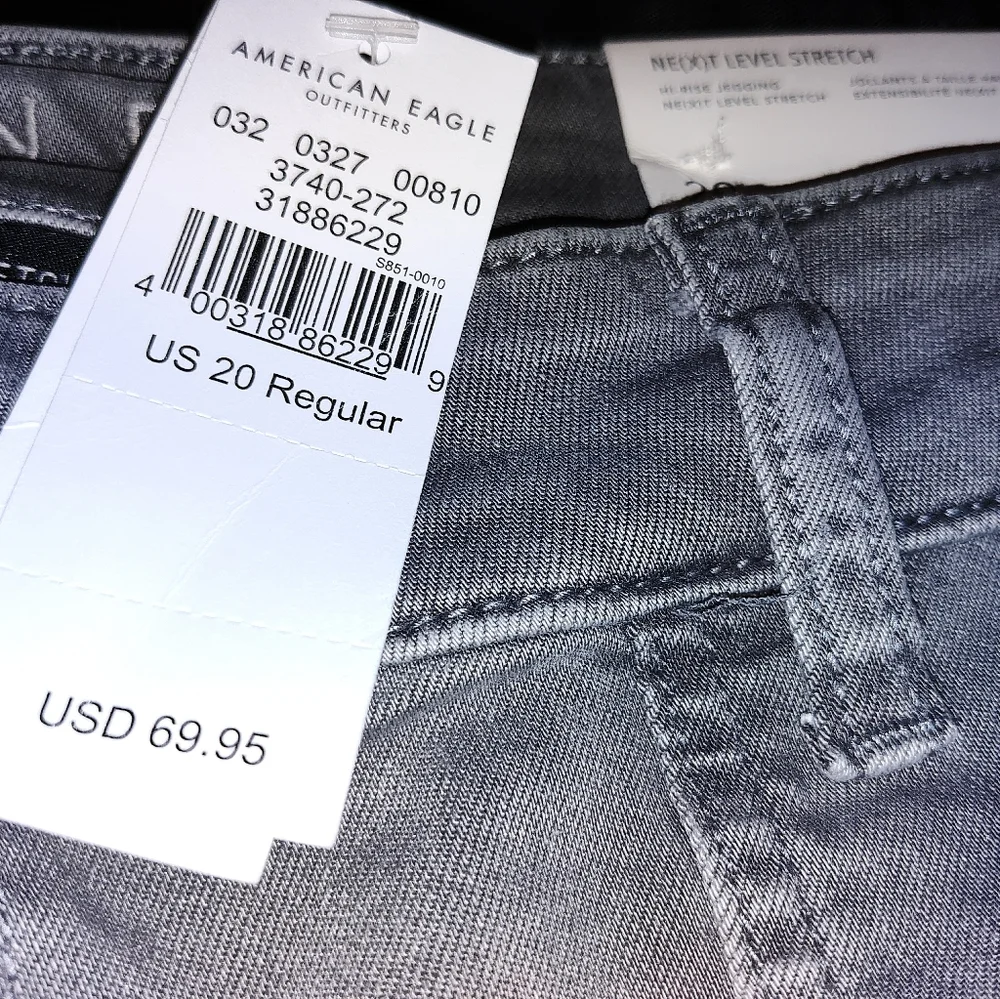 American Eagle Outfitters Gray Cargo Pants Relaxed Fit - Picture 2 of 4